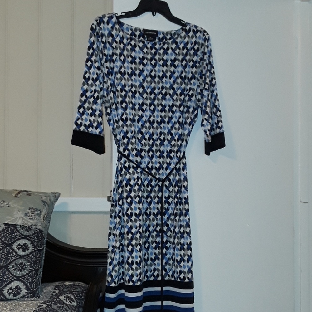 👗Liz Claiborne Geometric Print Dress